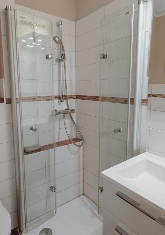 Gaestehaus Broecker Büsum Kültér fotó
